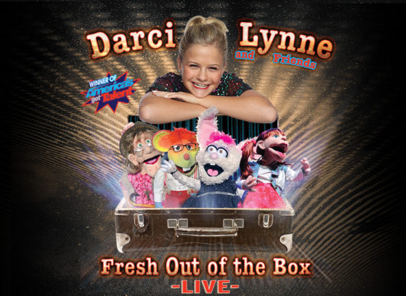 Darci Lynne, Fresh out of the box; Girl above her puppets in toychest